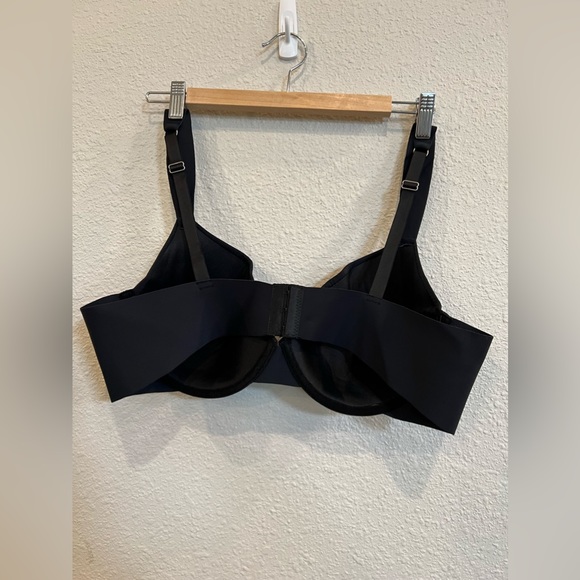 Vince Camuto Bra Women's Size 42C Black Padded Underwire Tagless - Picture 2 of 6